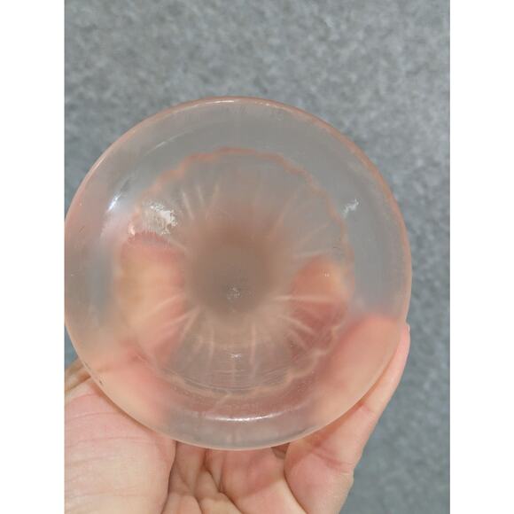 Tiara Frosted‎ Glass Goblet Leaf Pattern Indiana Art MCM Glass Vintage - Picture 7 of 9